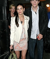 09.jpg