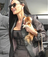 09.jpg