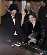 100.jpg