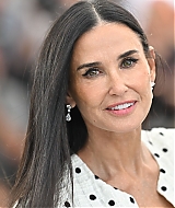 527.jpg