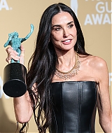 853.jpg